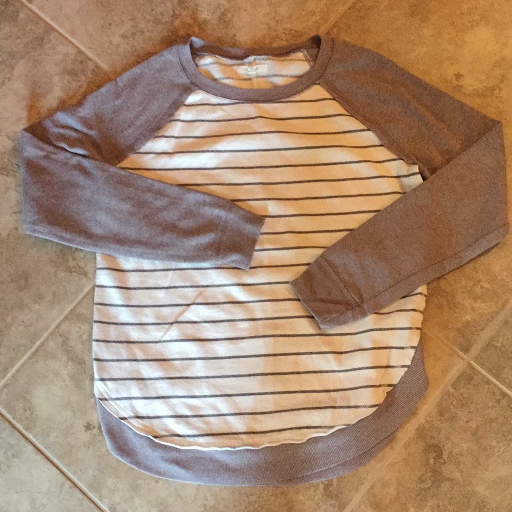 Maurices crew neck soft sweatshirt
